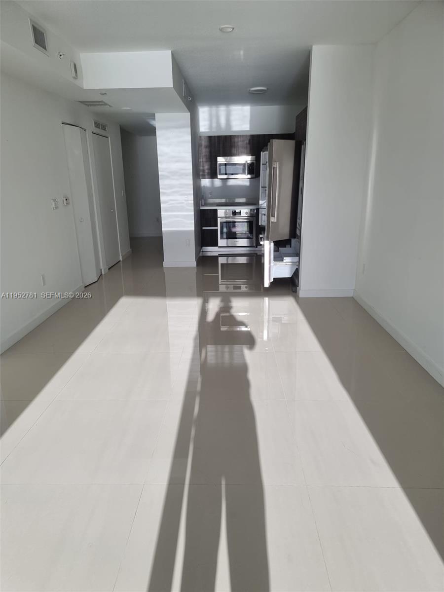 488 NE 18th St # 1002