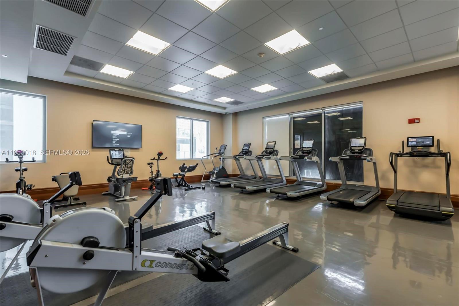 1050 Brickell Ave # 2302