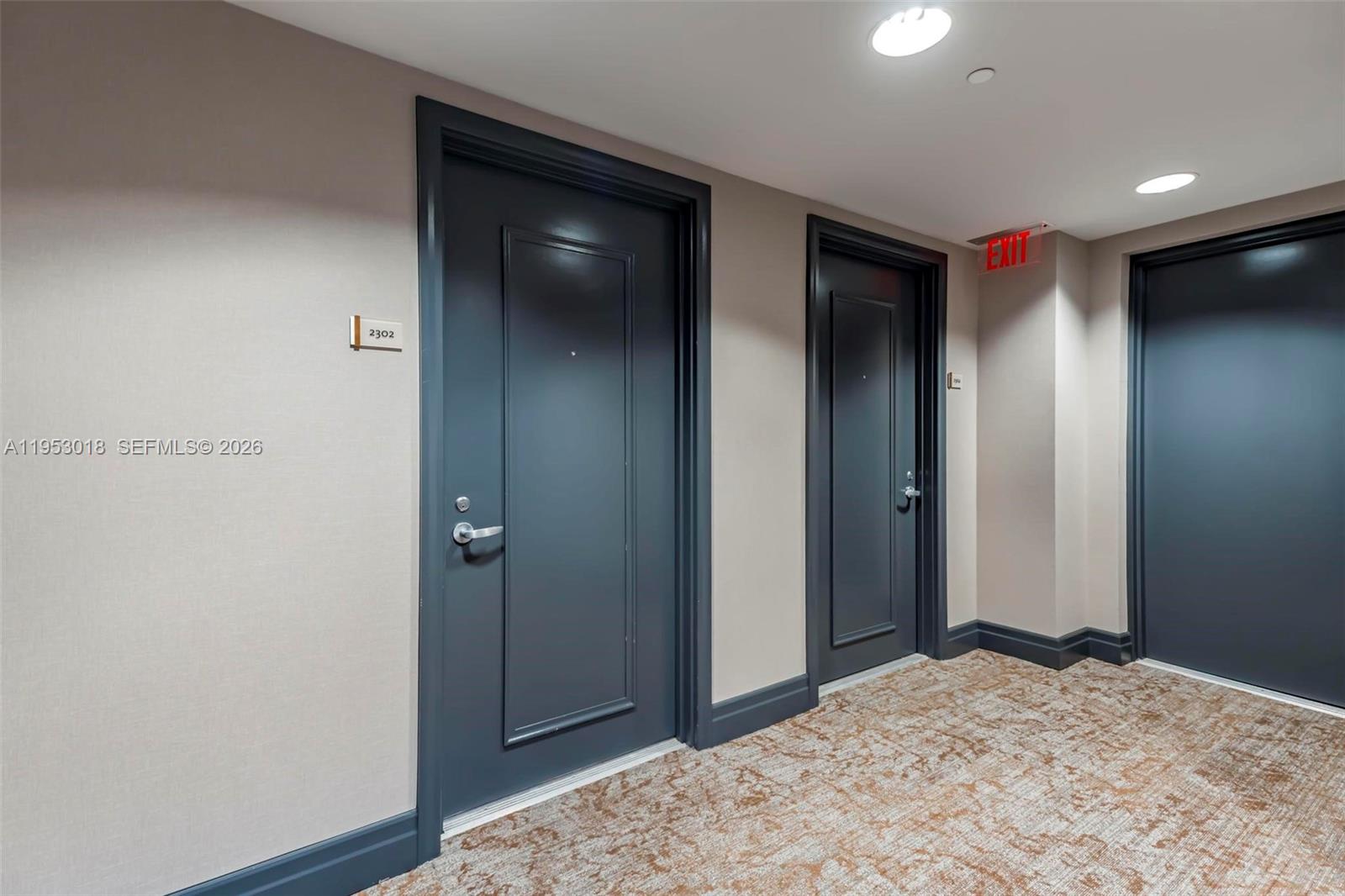 1050 Brickell Ave # 2302