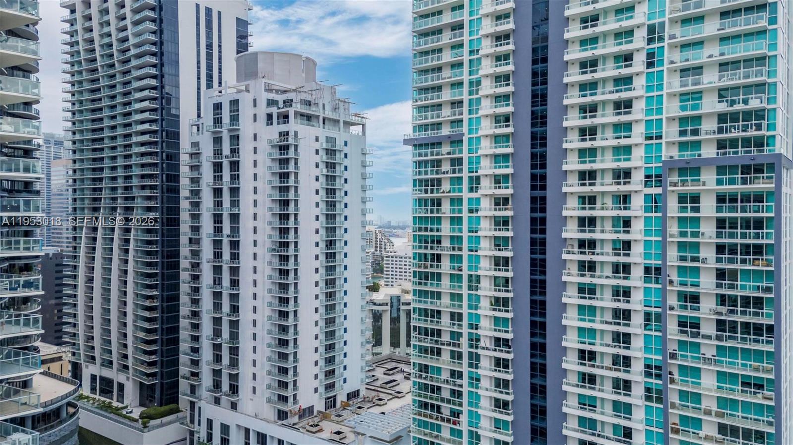 1050 Brickell Ave # 2302