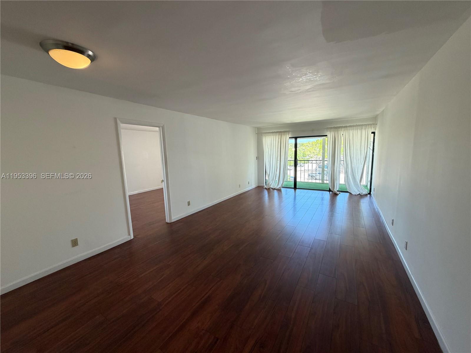 240 Lakeview Dr # 308