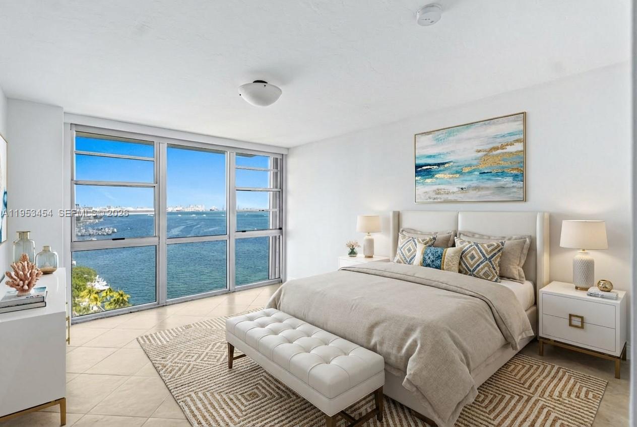 2451 Brickell Ave # 14D