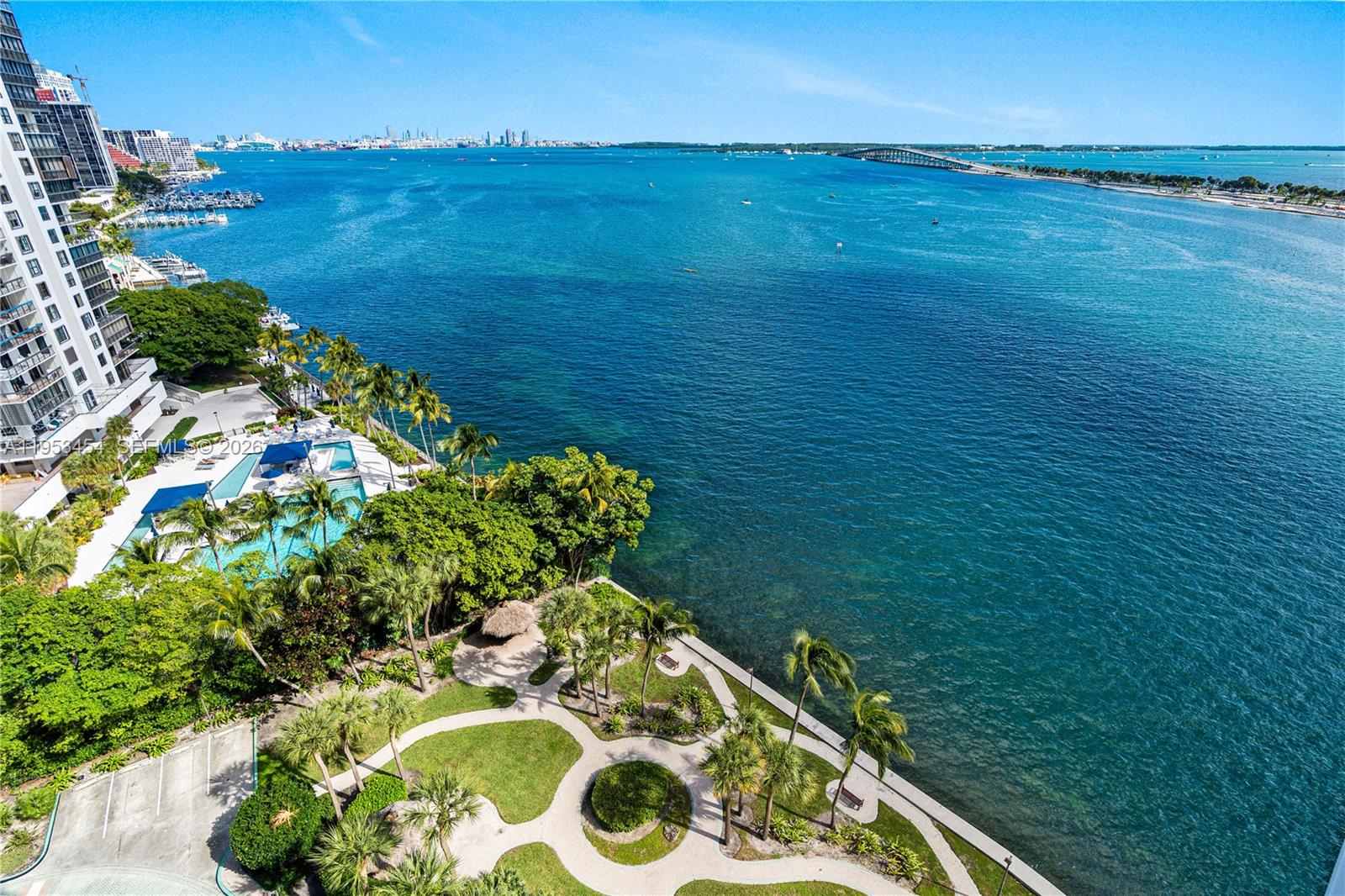 2451 Brickell Ave # 14D