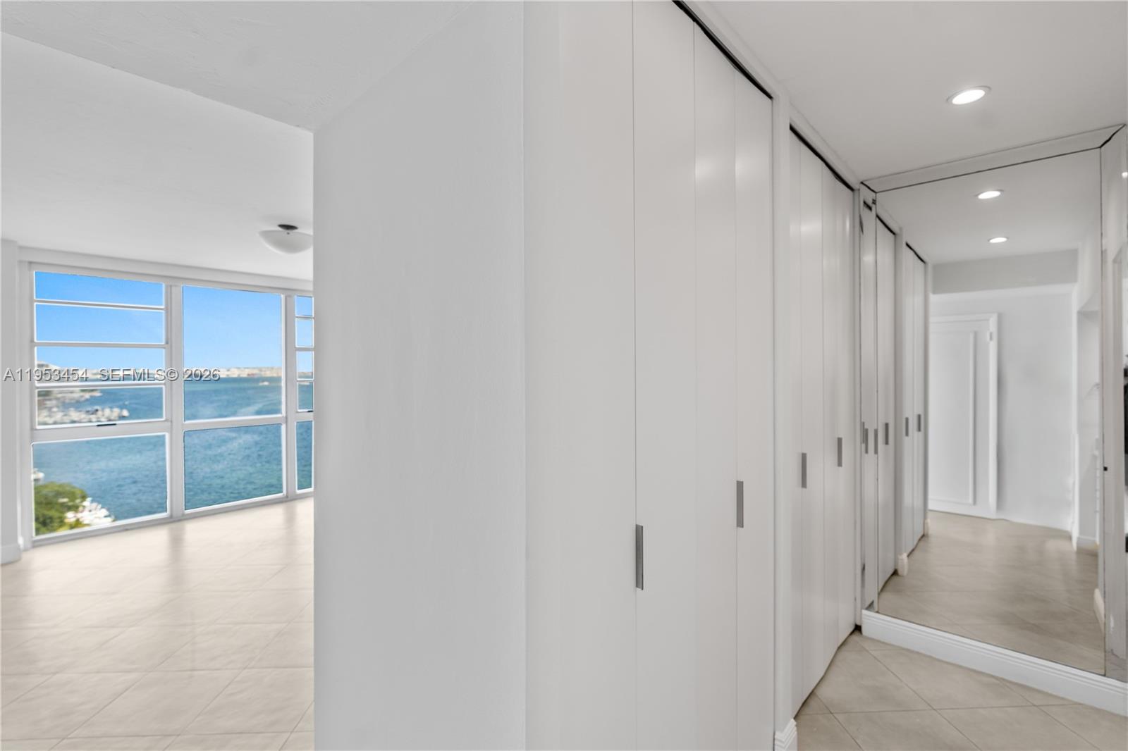 2451 Brickell Ave # 14D