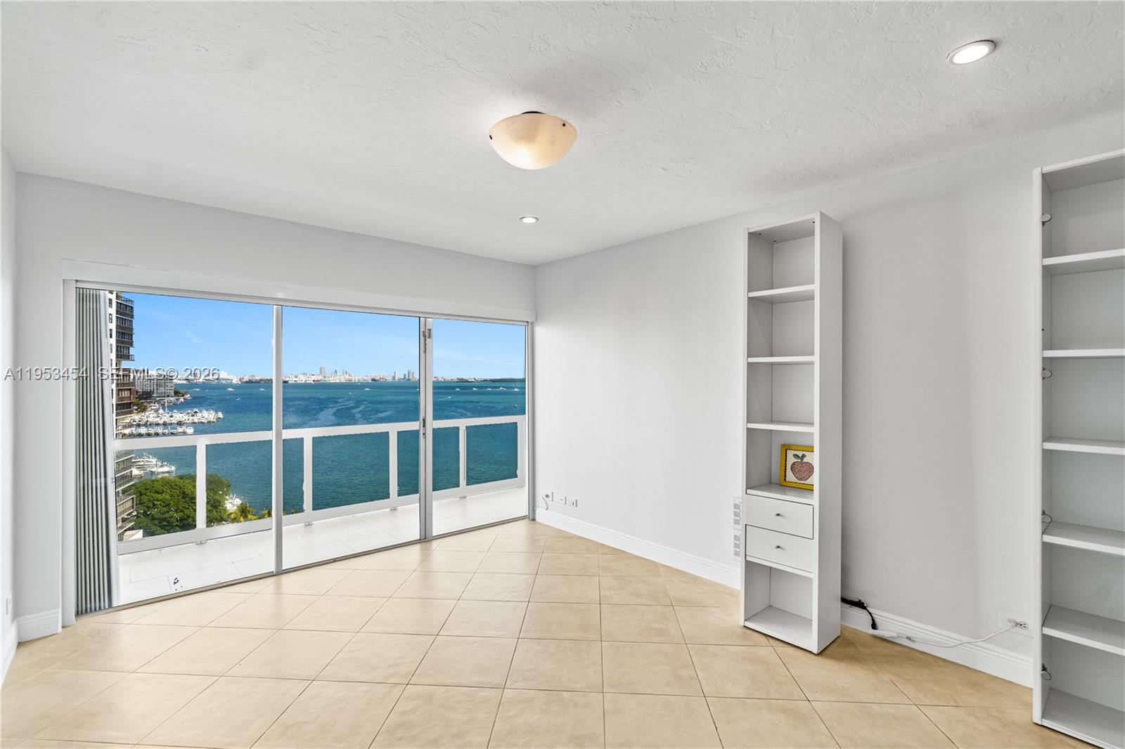 2451 Brickell Ave # 14D