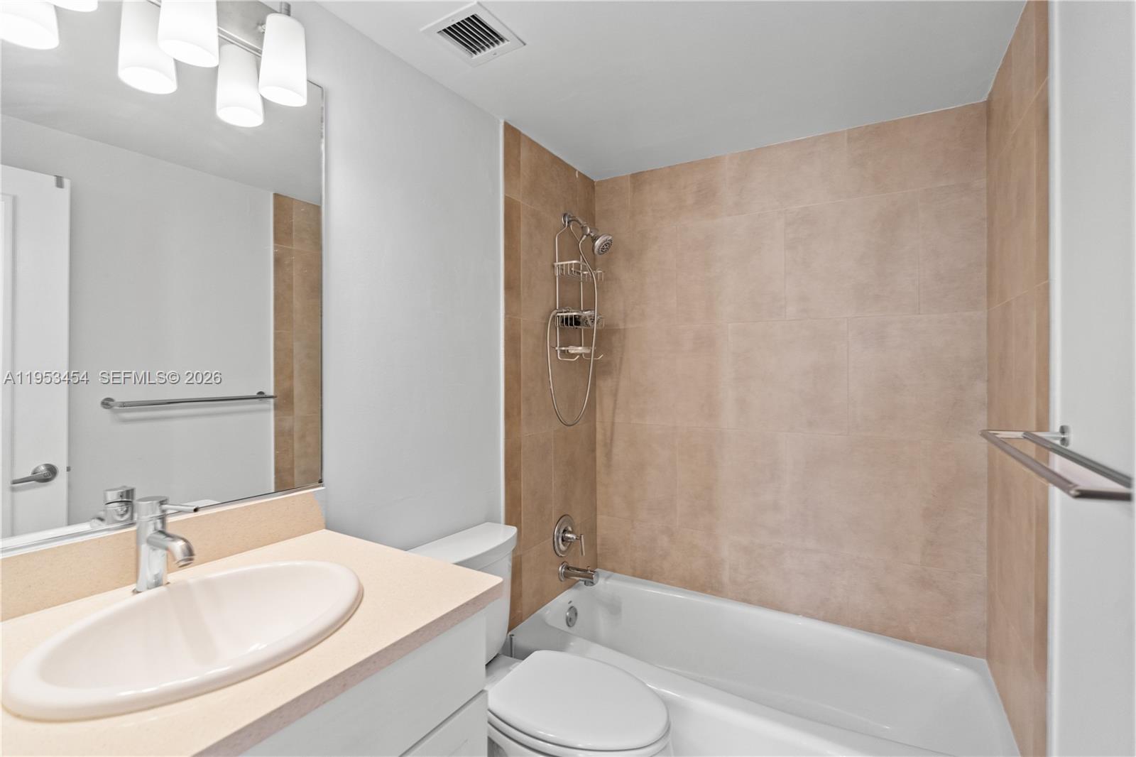 2451 Brickell Ave # 14D