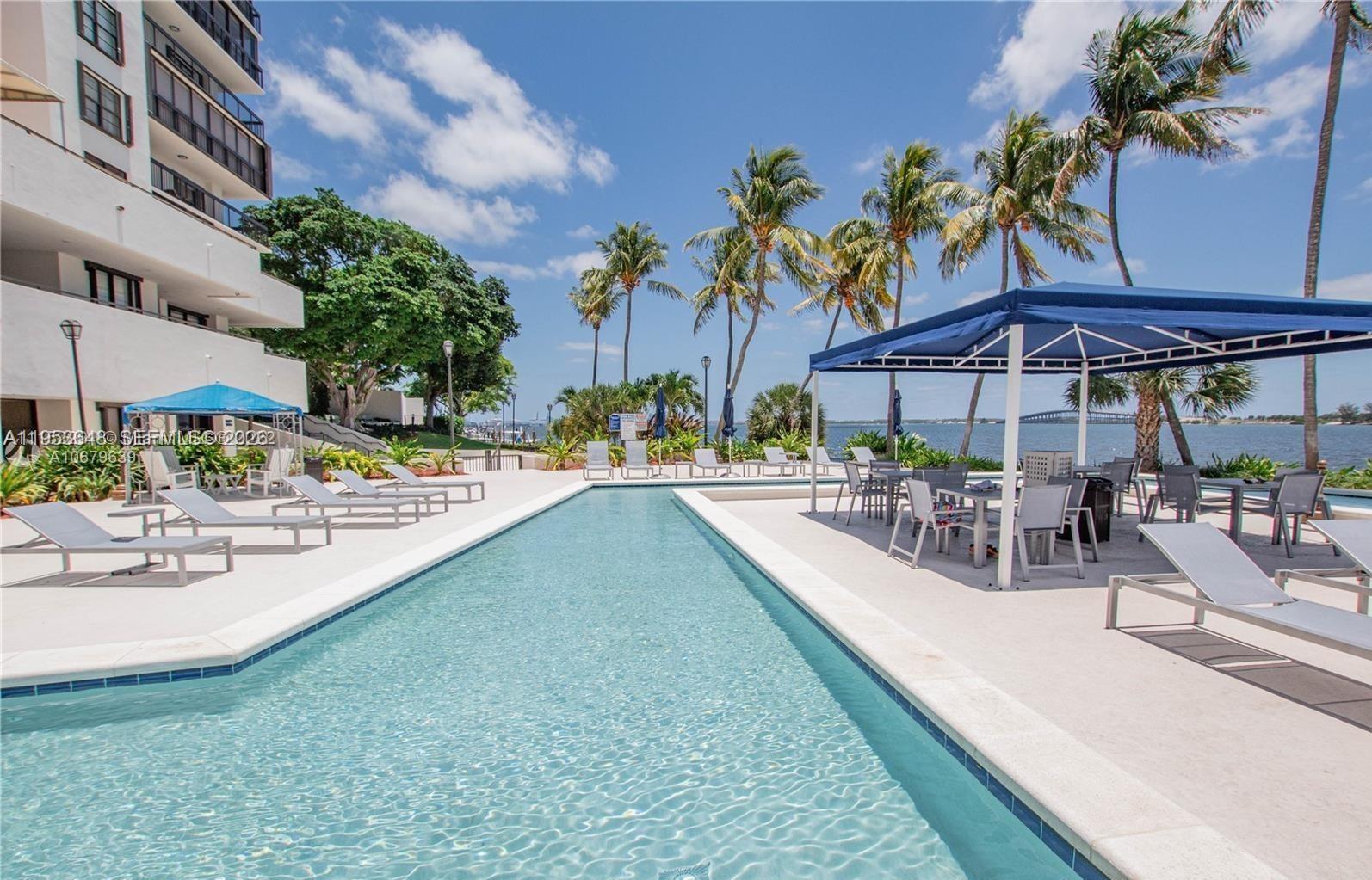 2333 Brickell Ave # 2710