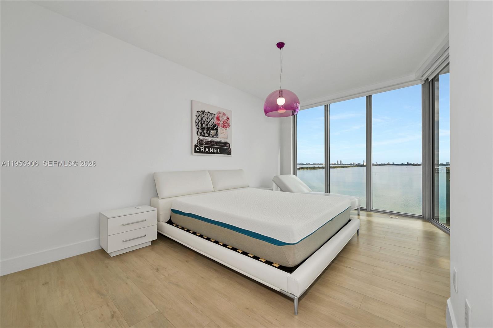 2900 NE 7th Ave # 1105