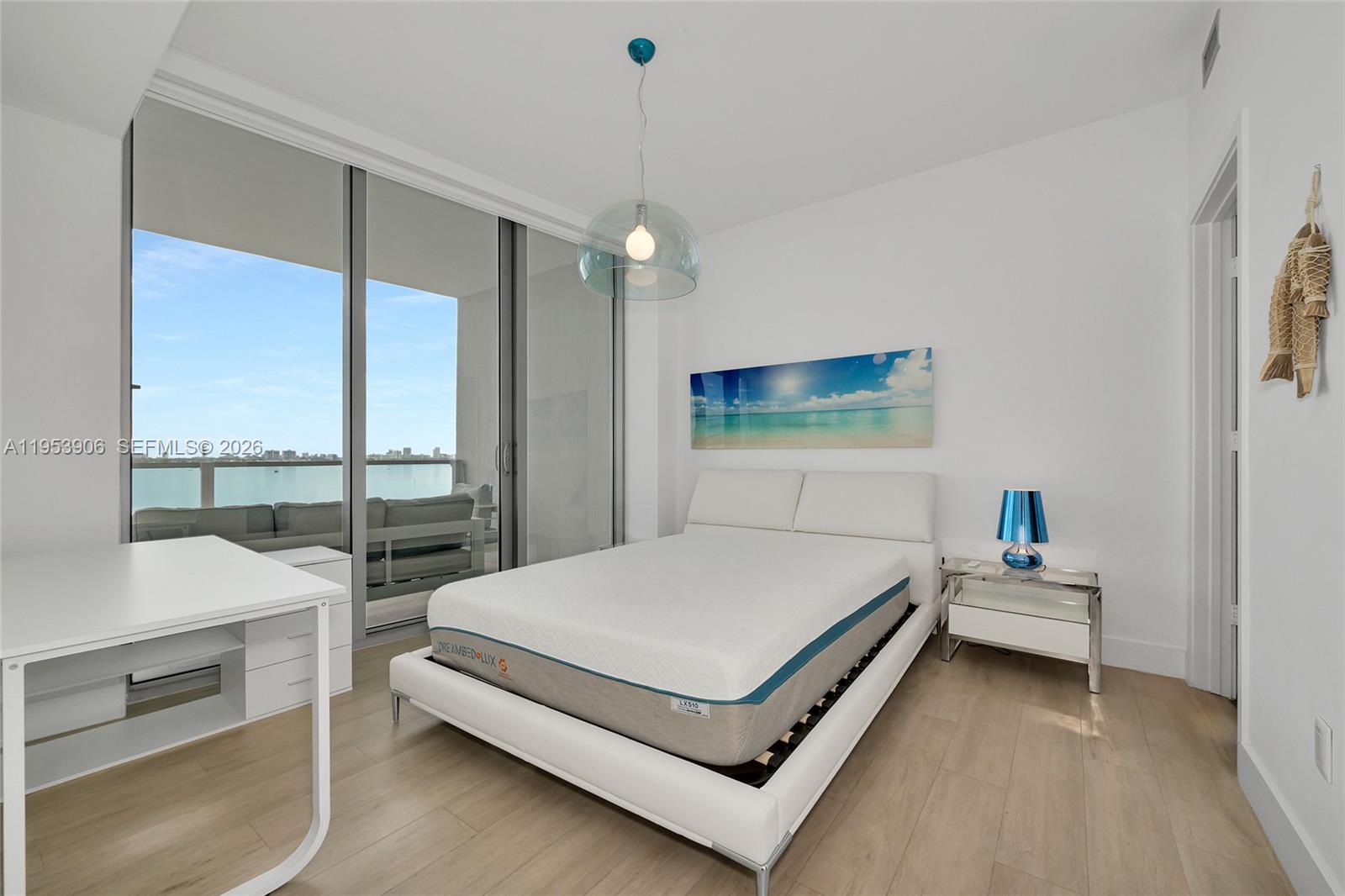 2900 NE 7th Ave # 1105