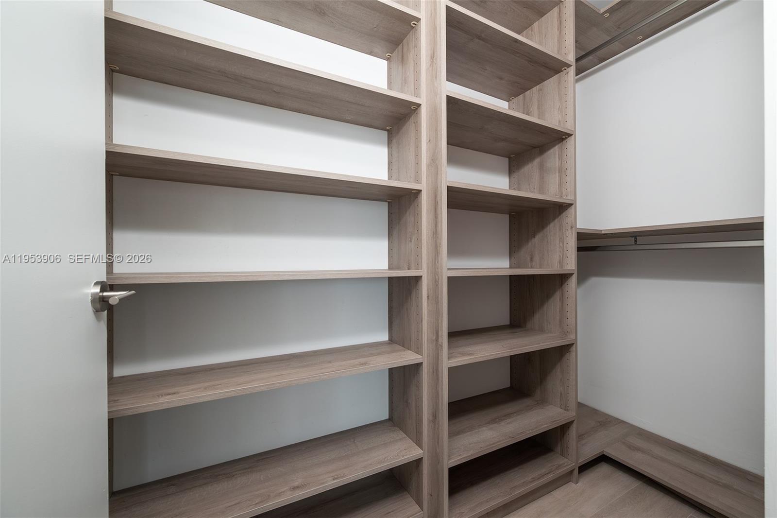 2900 NE 7th Ave # 1105