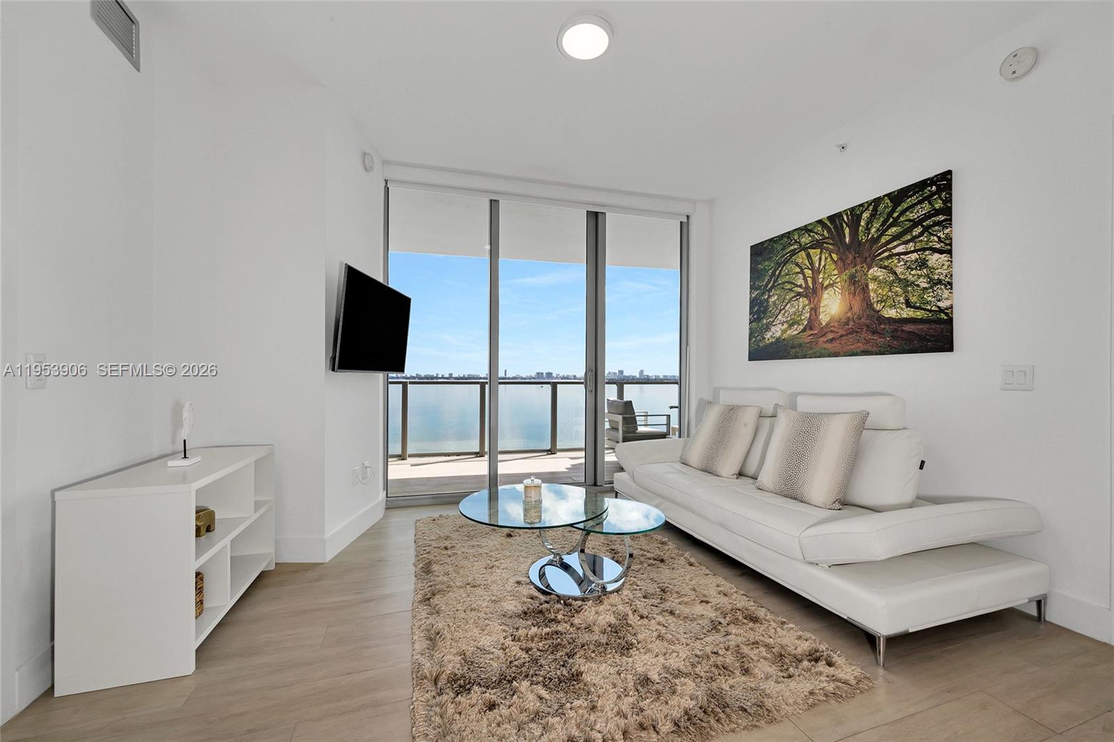 2900 NE 7th Ave # 1105