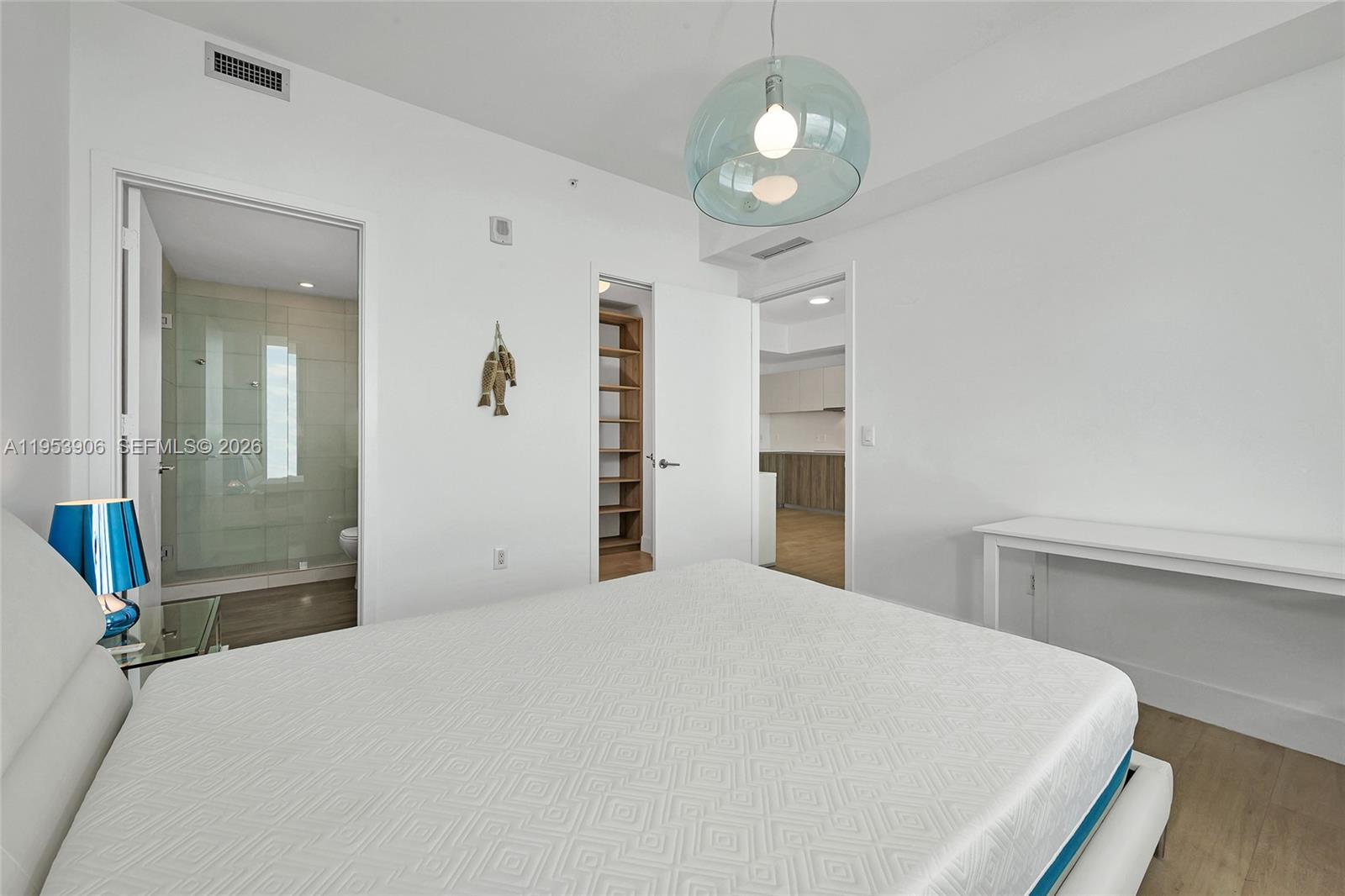 2900 NE 7th Ave # 1105