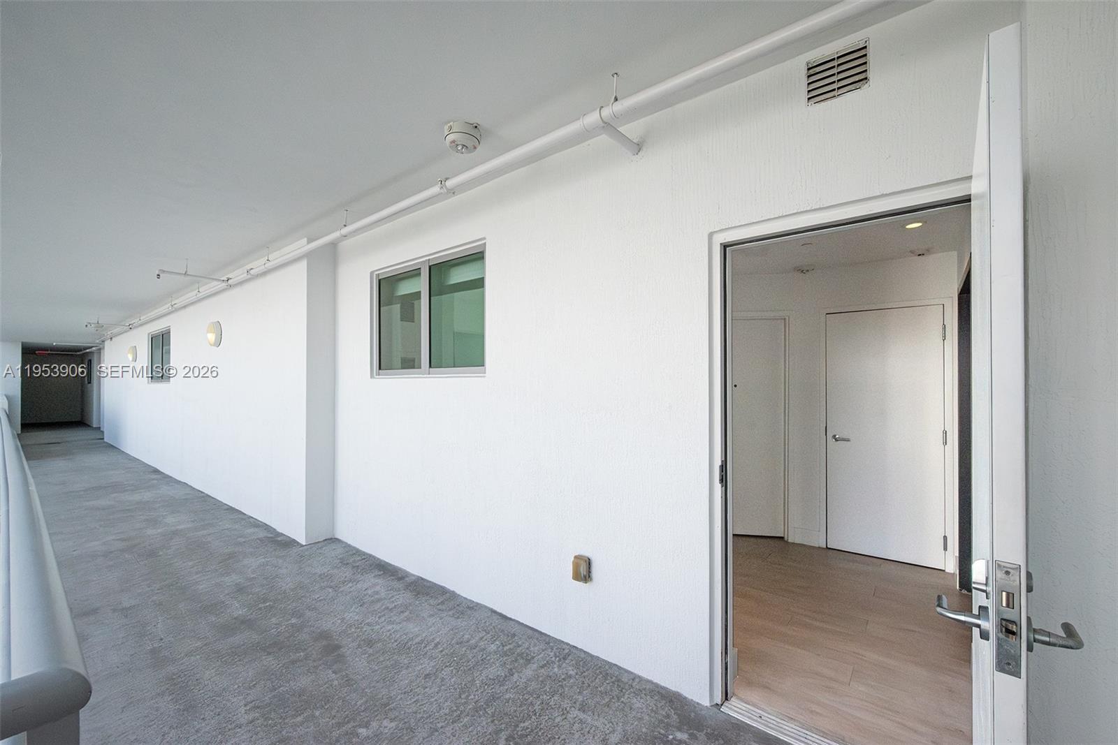 2900 NE 7th Ave # 1105