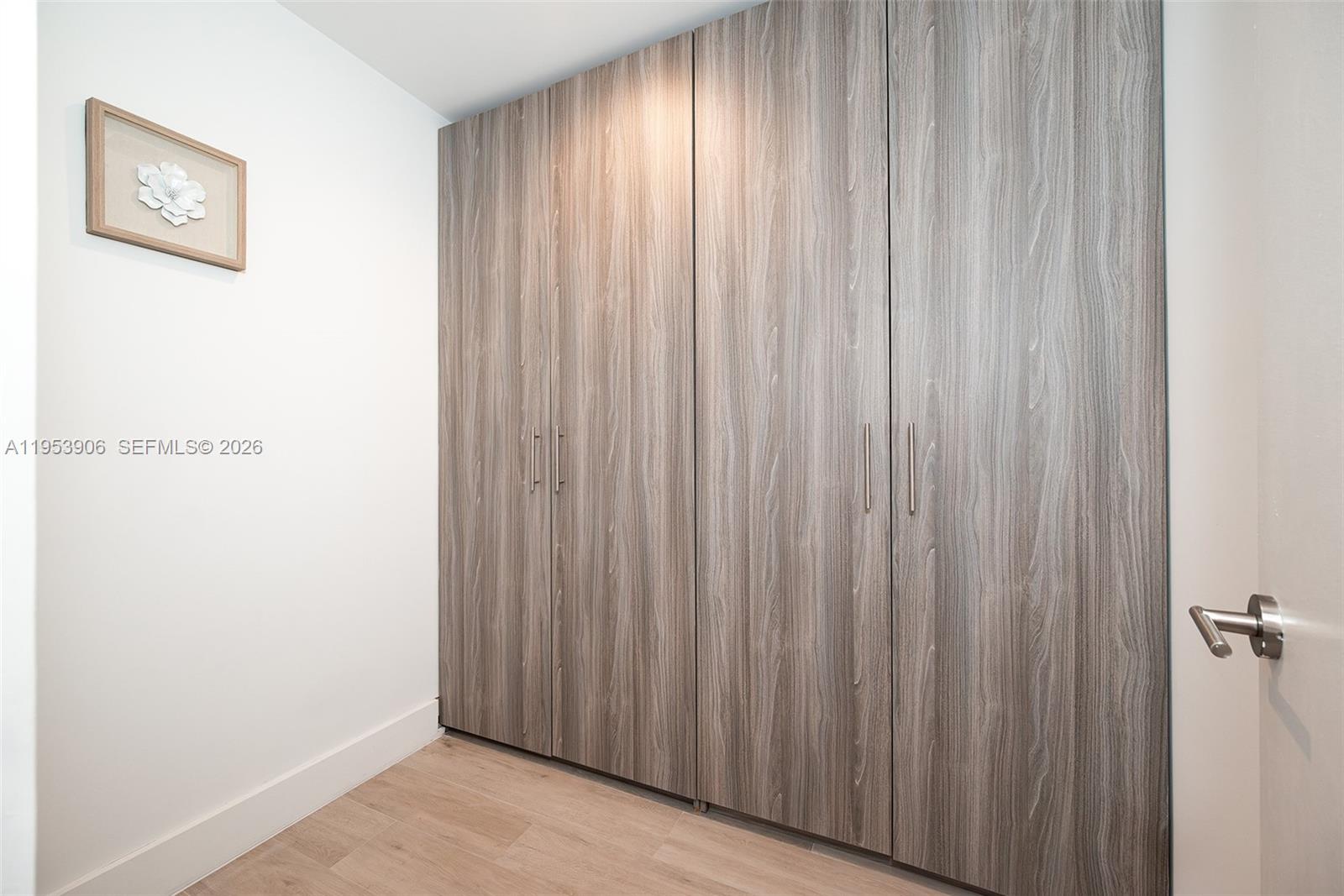 2900 NE 7th Ave # 1105