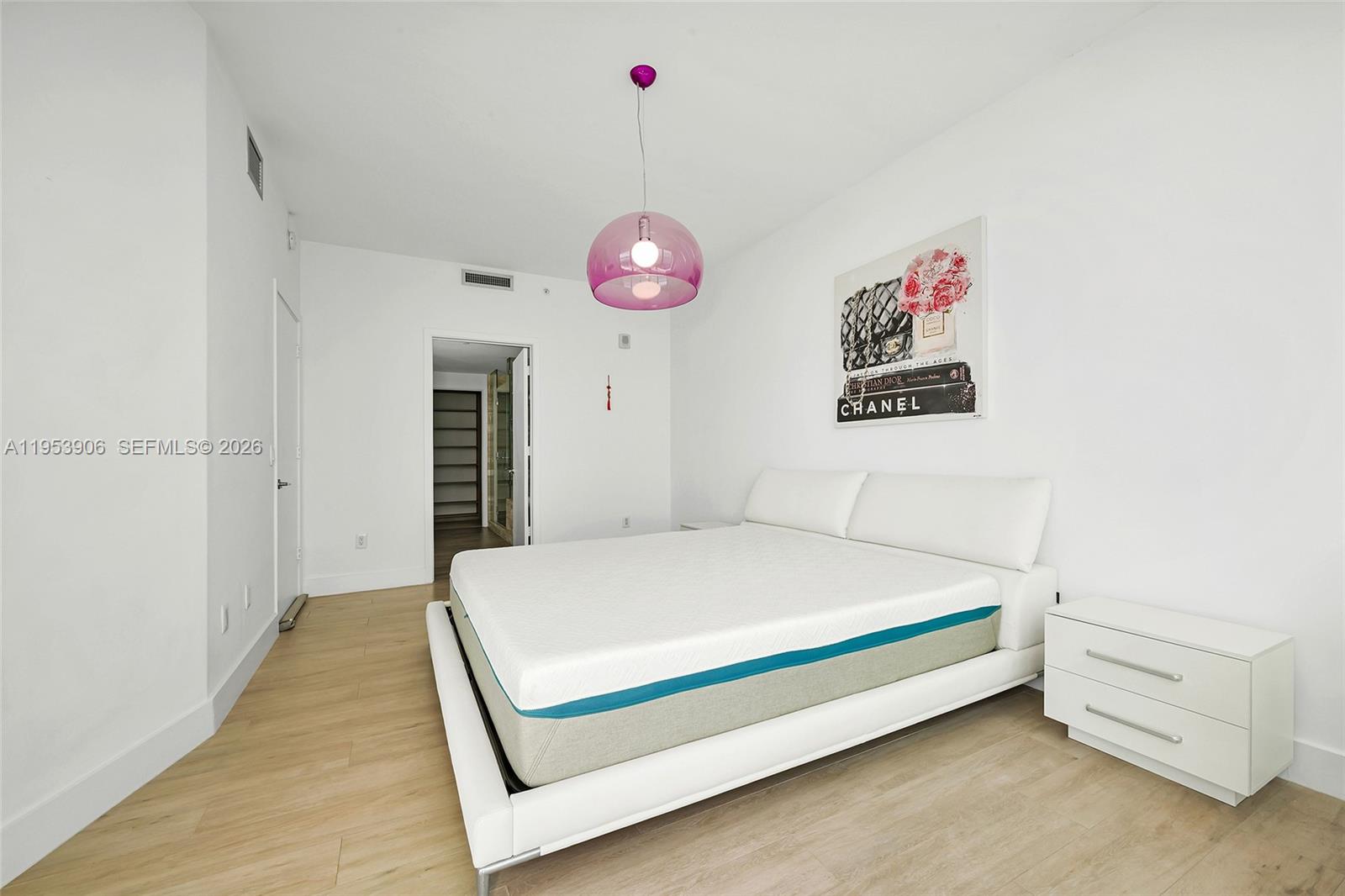 2900 NE 7th Ave # 1105