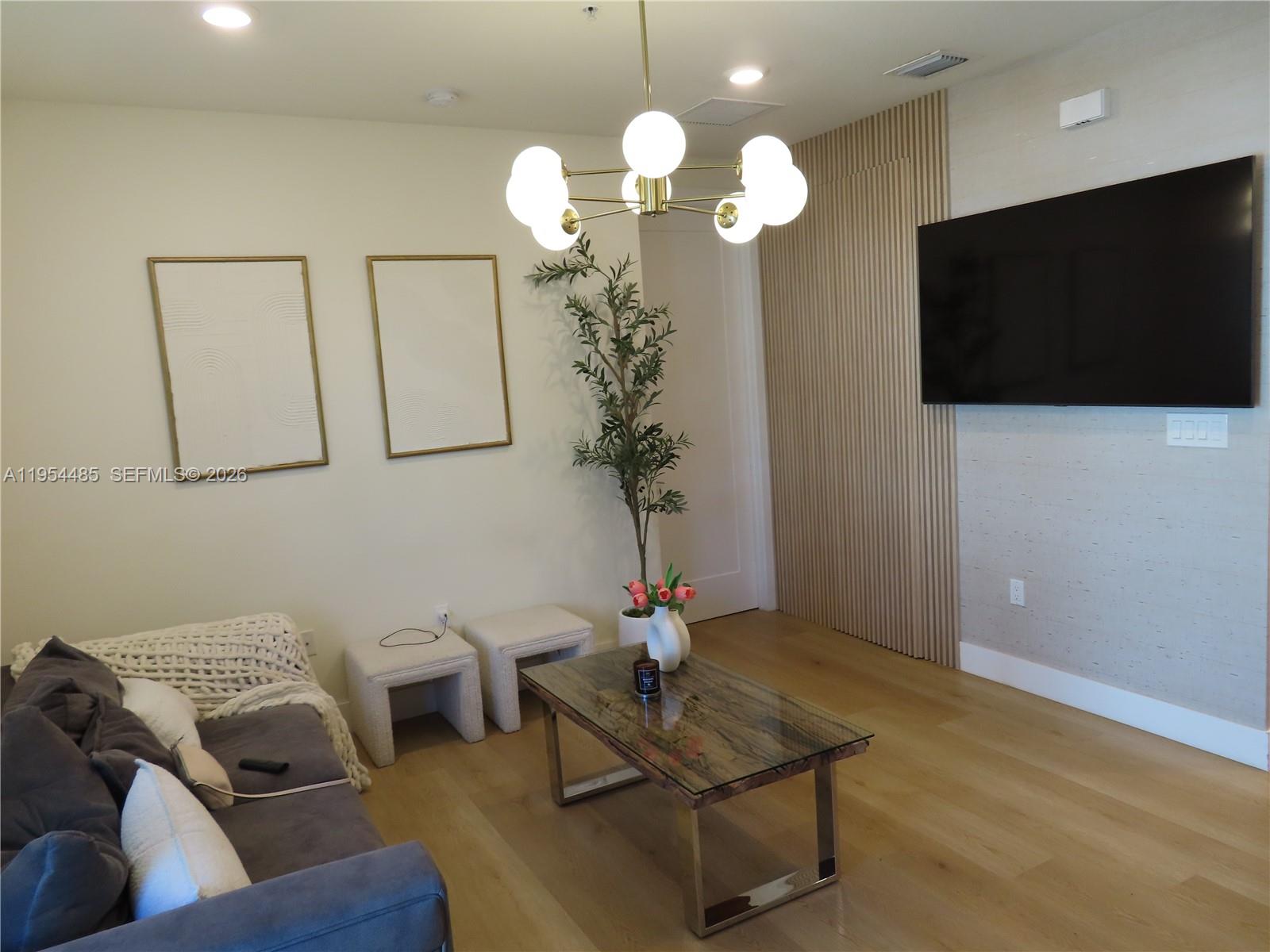 10229 NW 64th Ter # 301