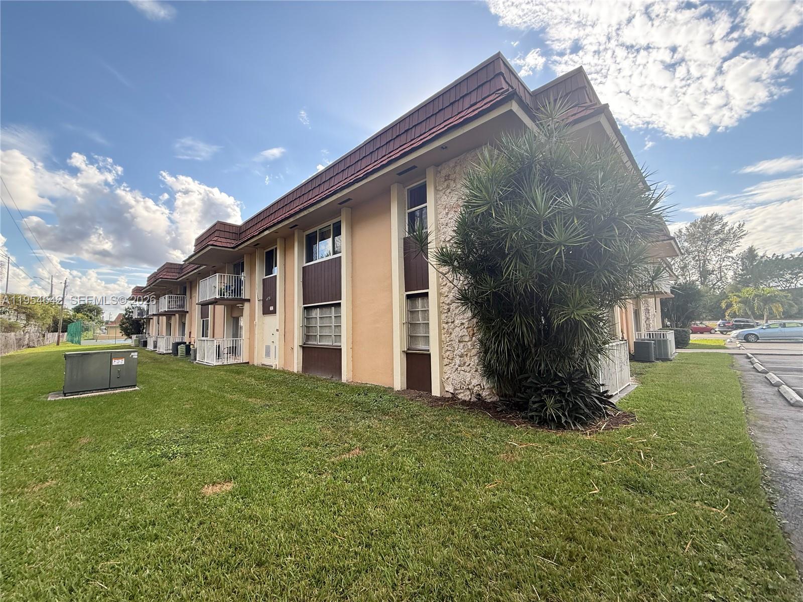 5275 SW 77th Ct # 202H