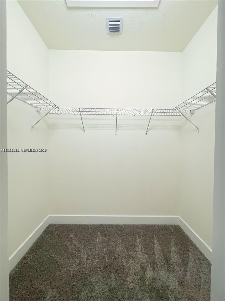 4536 NW 83rd Psge Unit: .