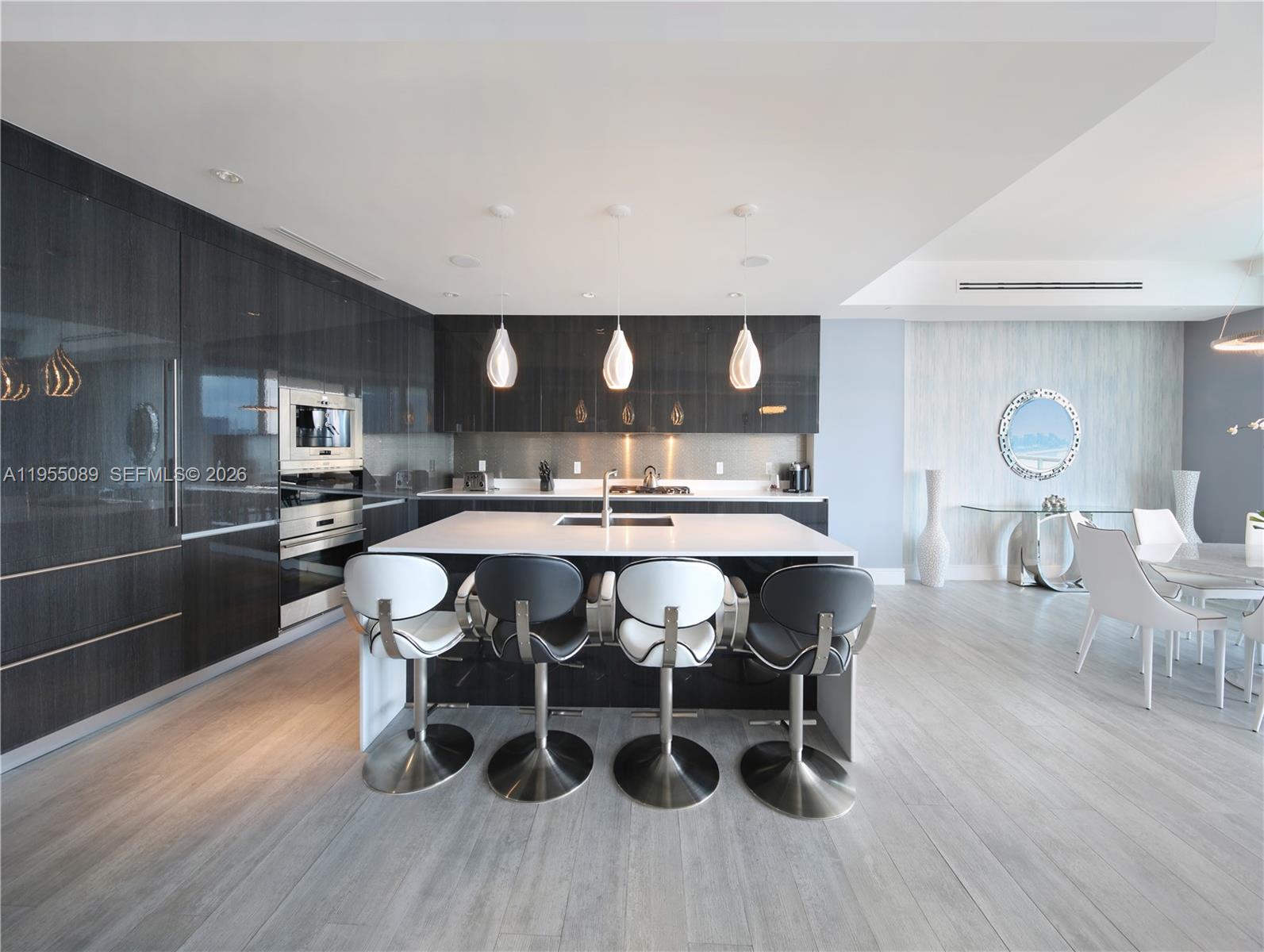 3300 NE 188th St # 315