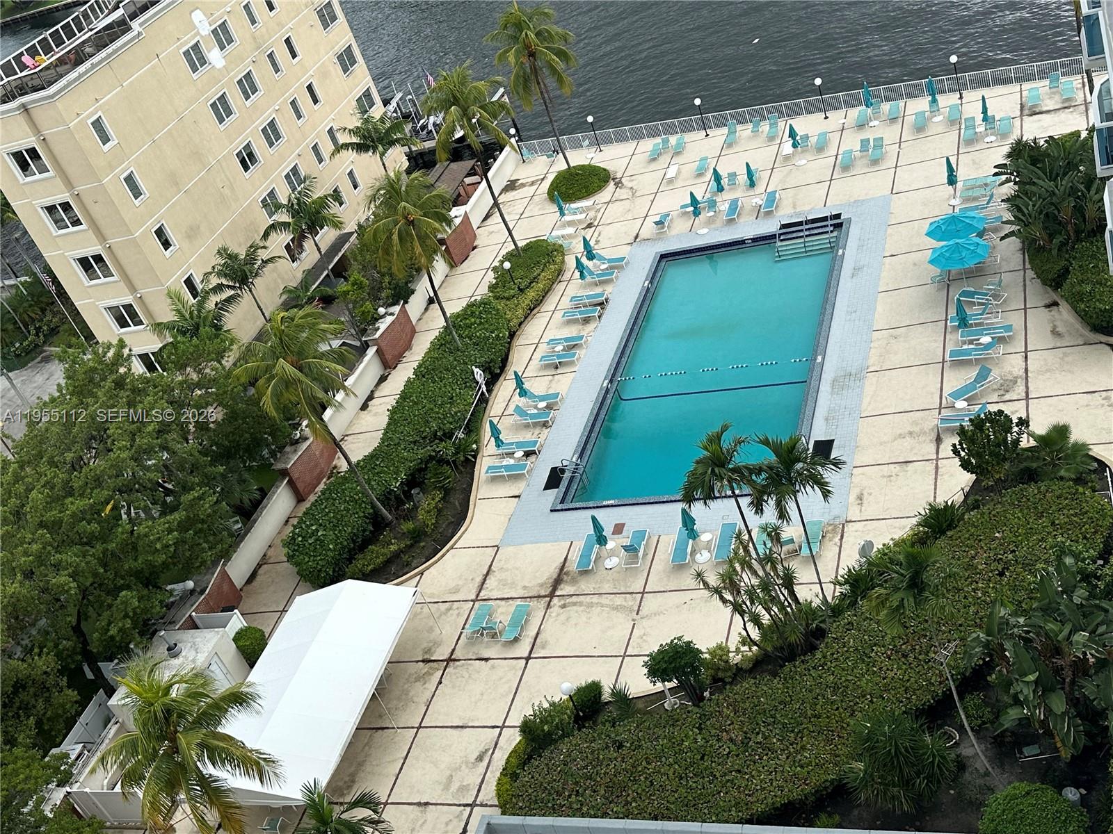 3800 S Ocean Dr # 1008