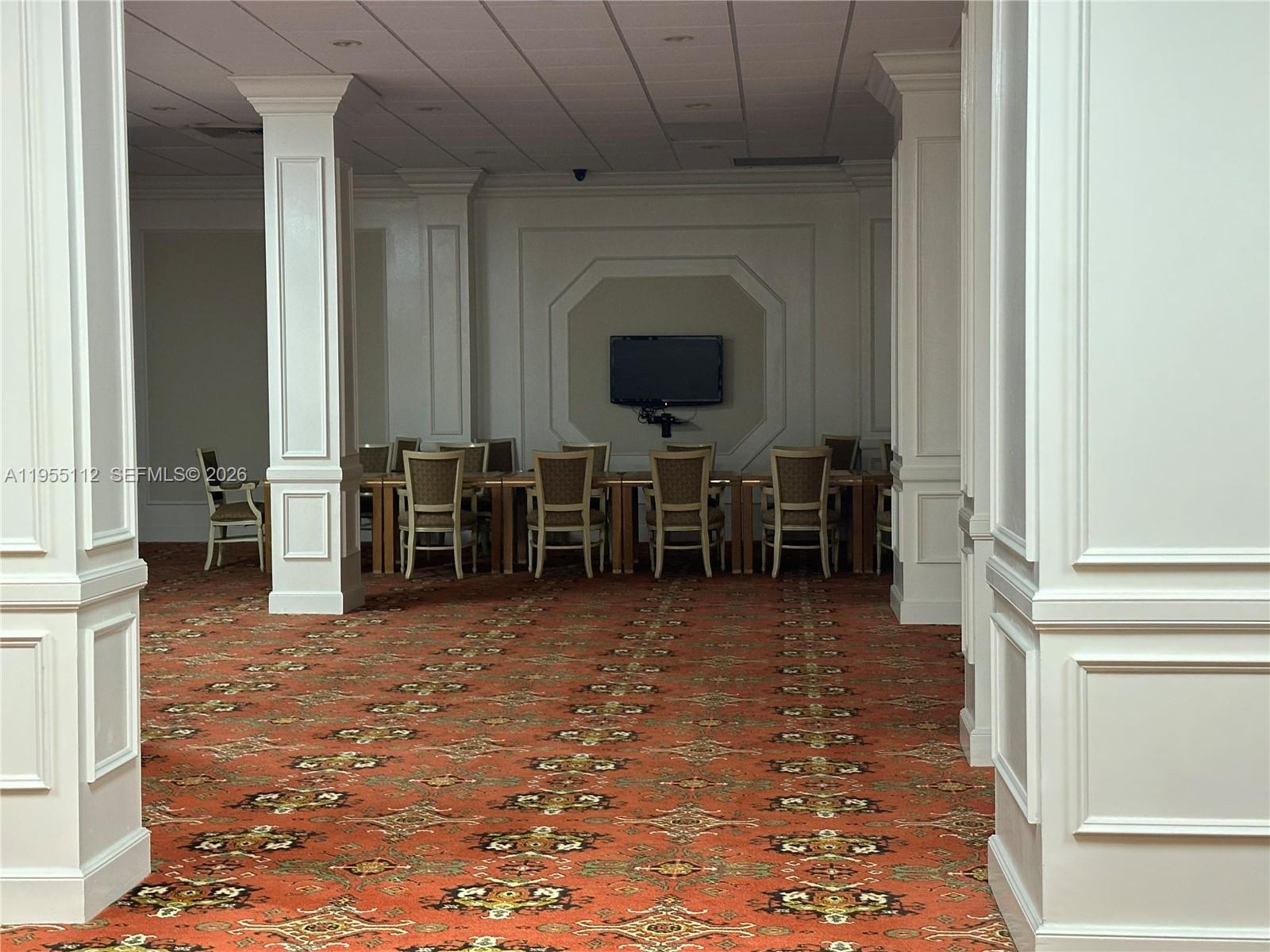 3800 S Ocean Dr # 1008