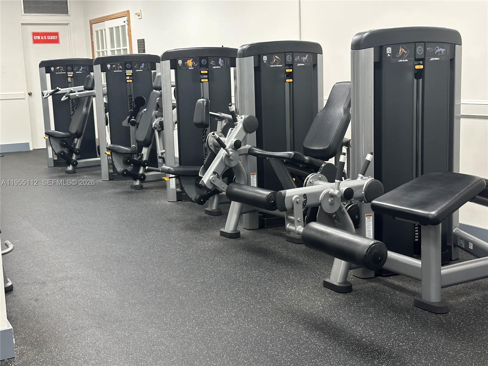 3800 S Ocean Dr # 1008