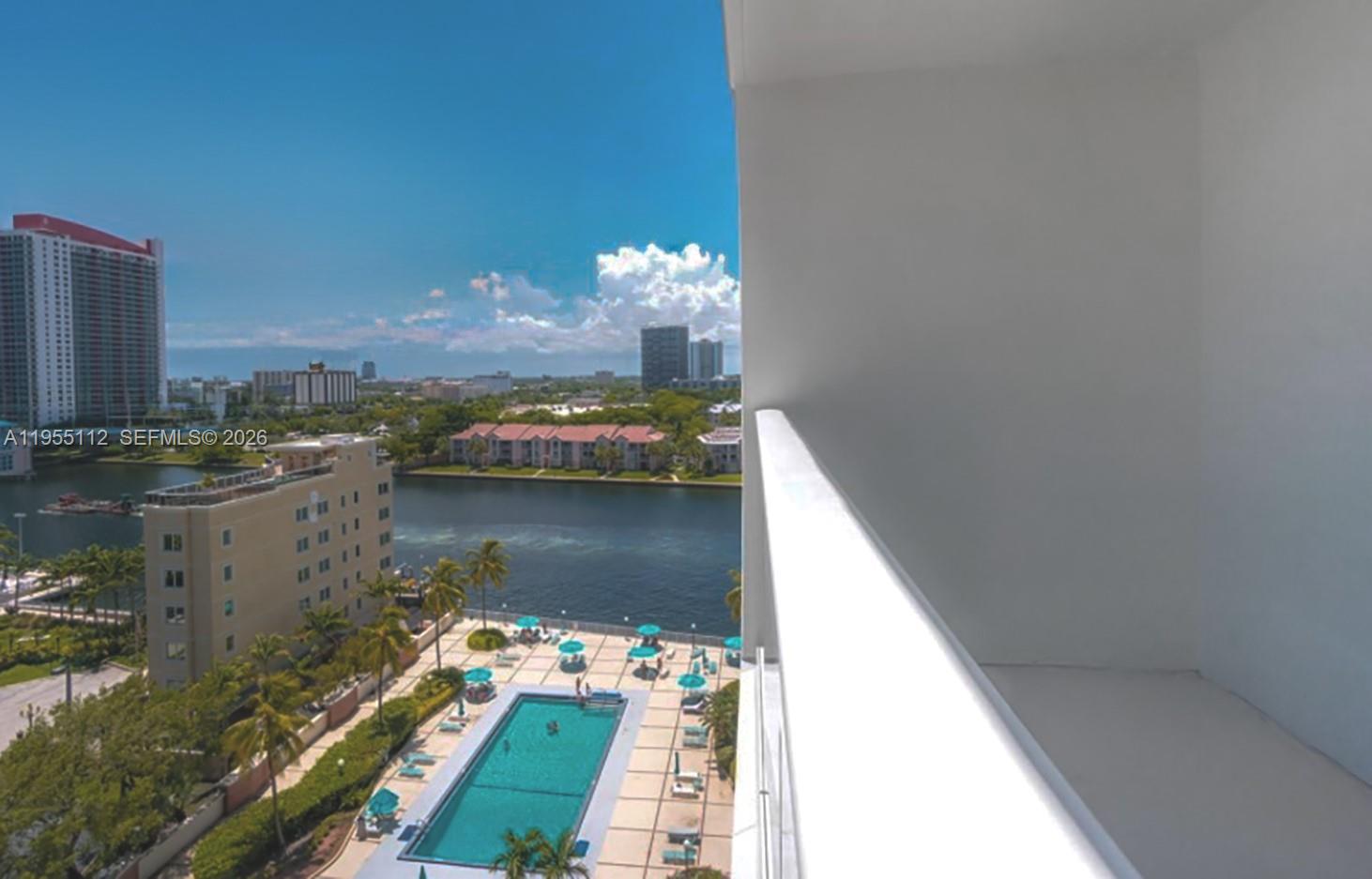 3800 S Ocean Dr # 1008