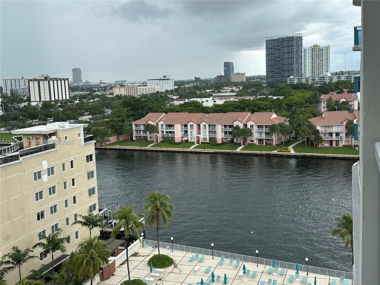 3800 S Ocean Dr # 1008