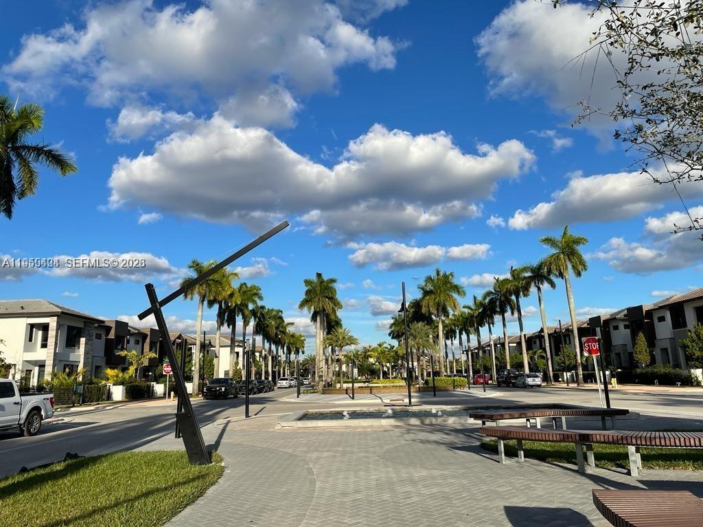 4657 NW 83rd Pkwy Unit: .