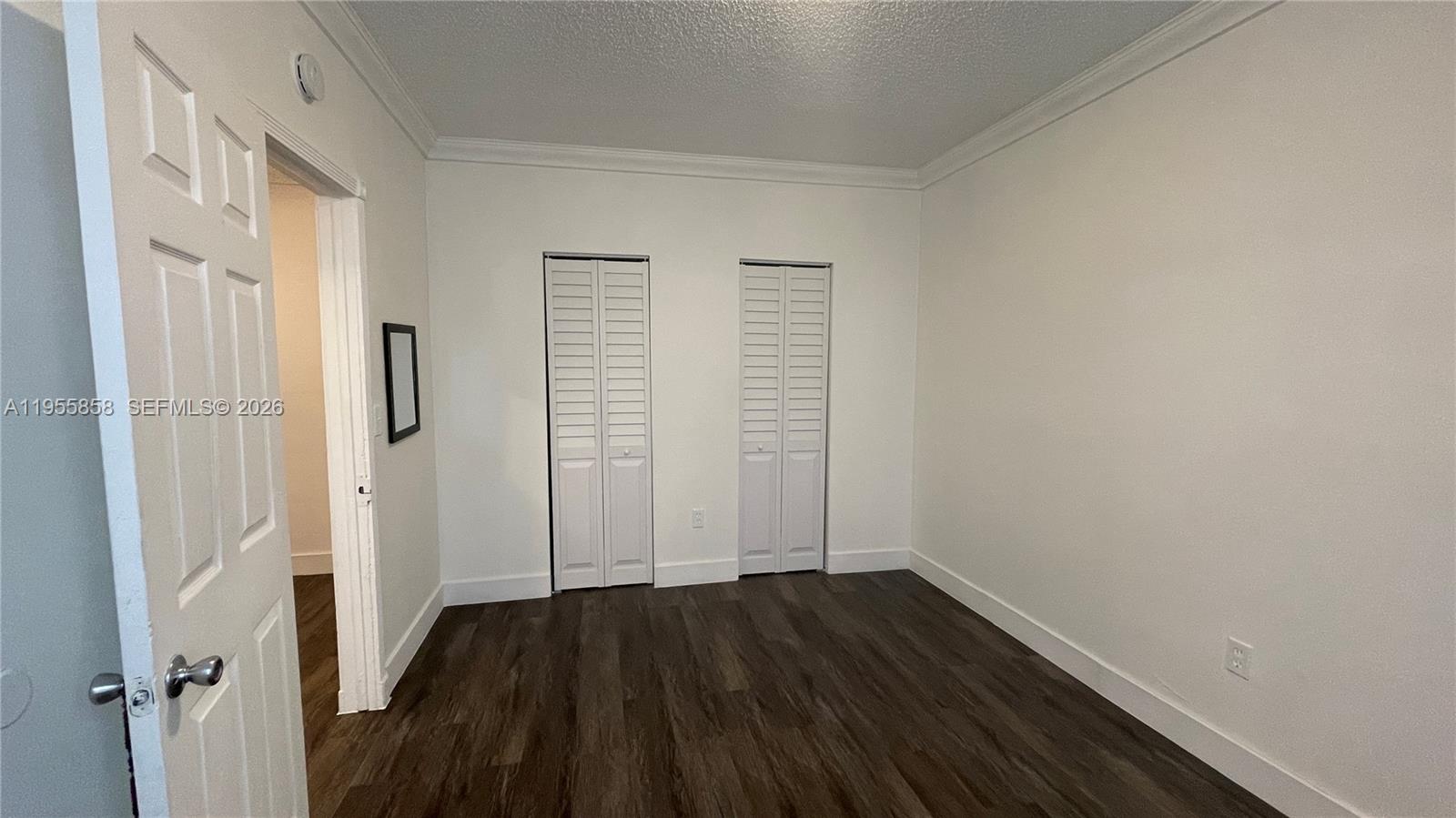 1043 NW 2nd St # 9