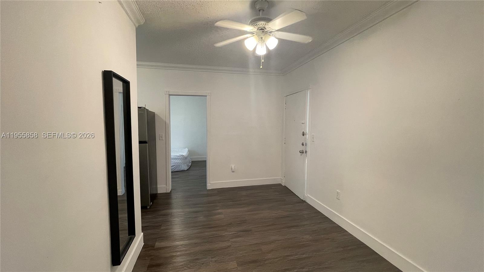 1043 NW 2nd St # 9