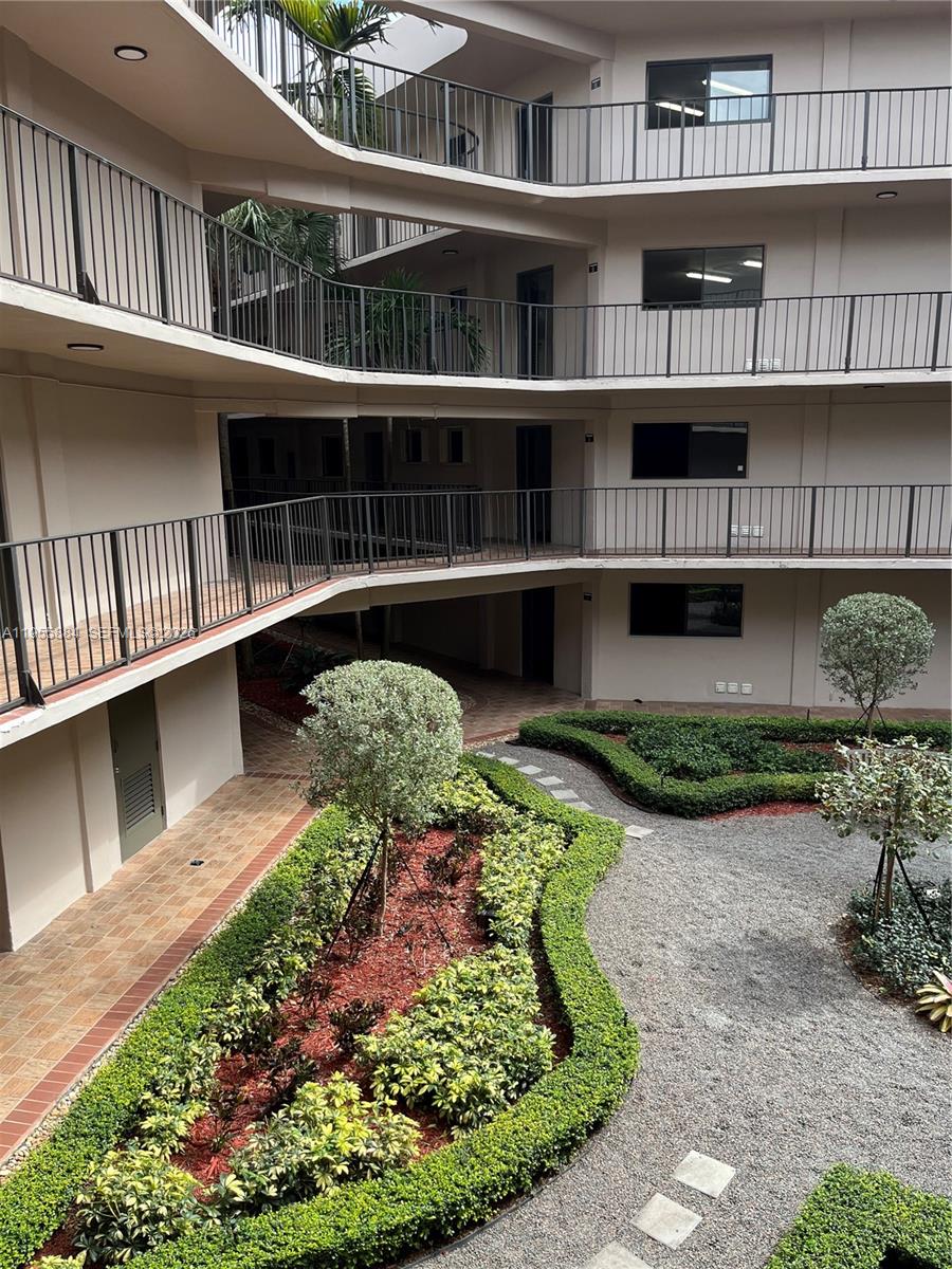 8520 SW 133rd Ave Rd # 204