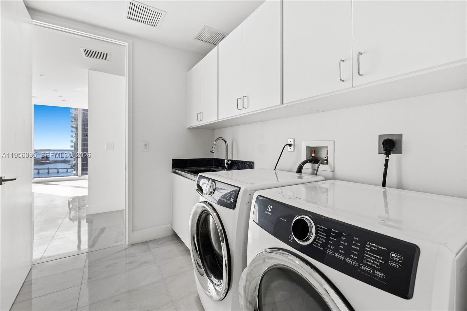 700 NE 26th Ter # 4703