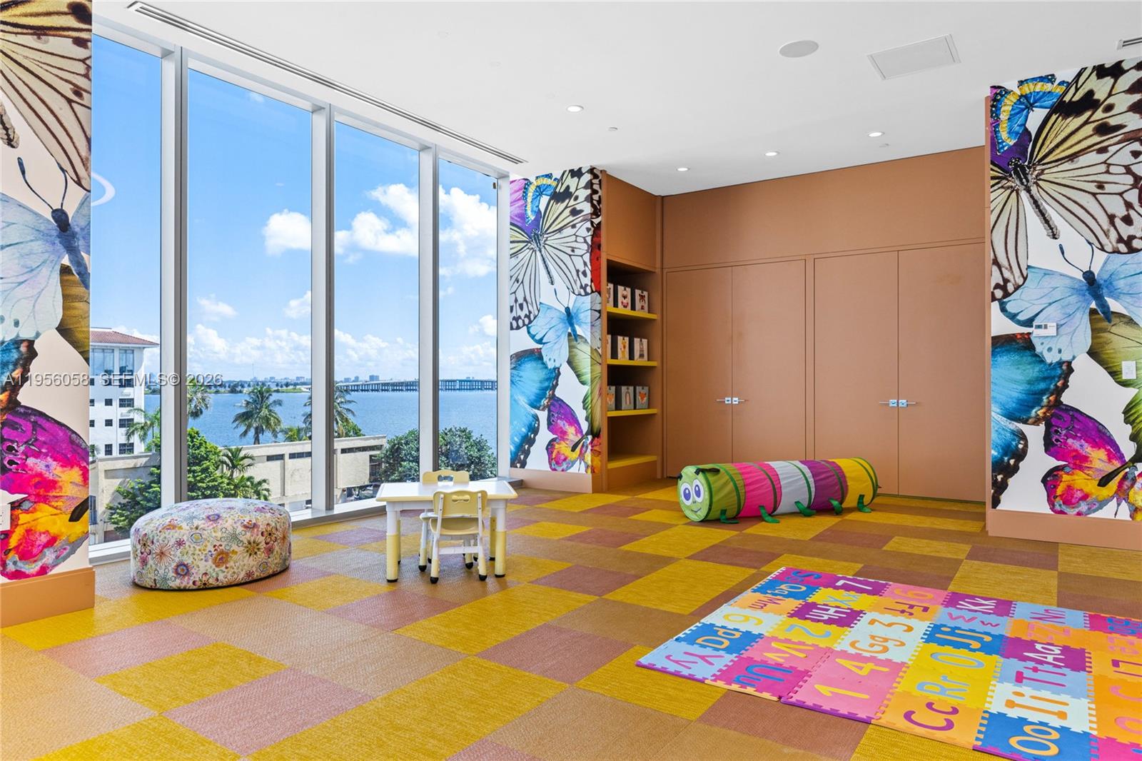 700 NE 26th terrace # 2904