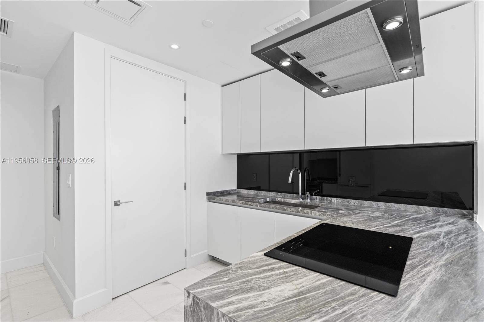 700 NE 26th terrace # 2904