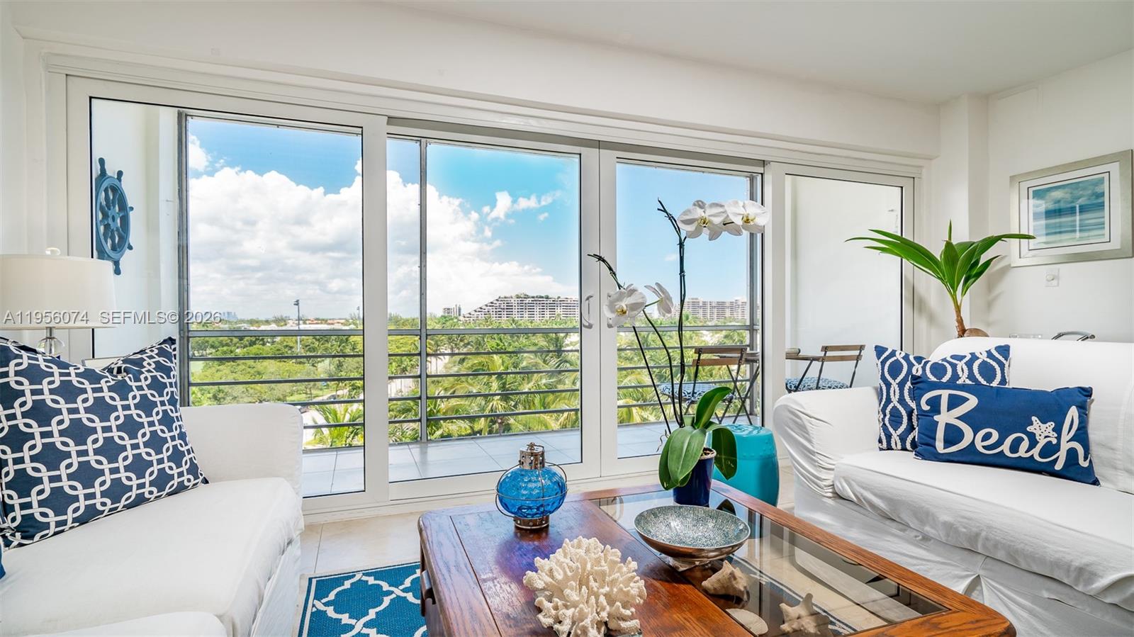 555 Crandon Blvd # 71