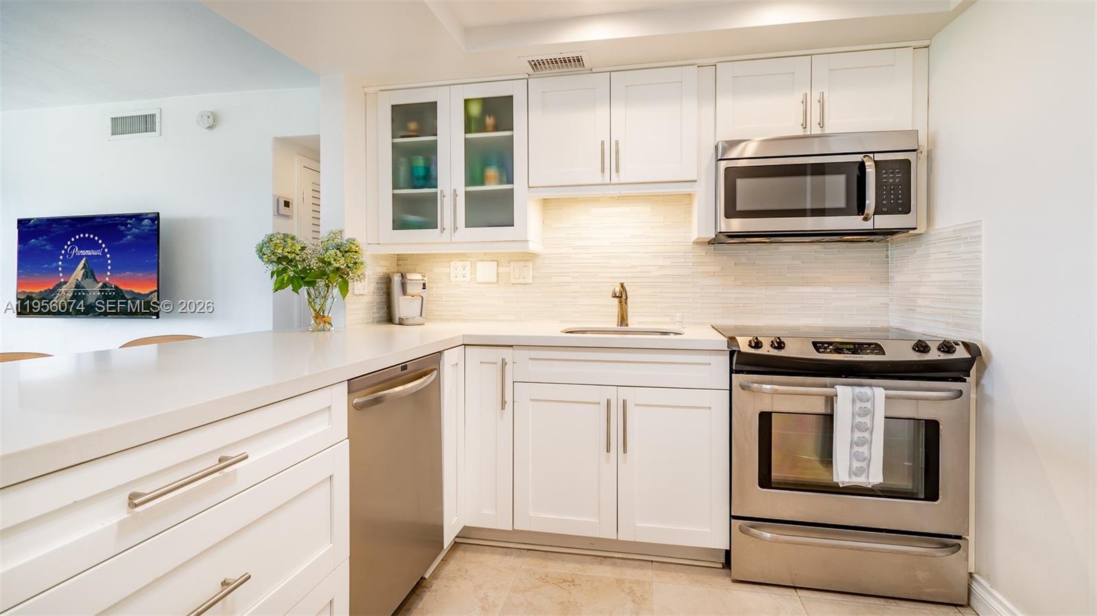 555 Crandon Blvd # 71