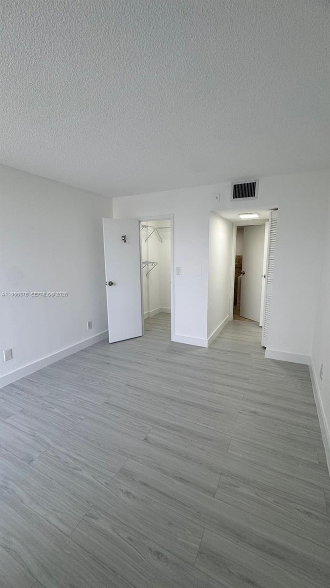 200 172nd St # 406