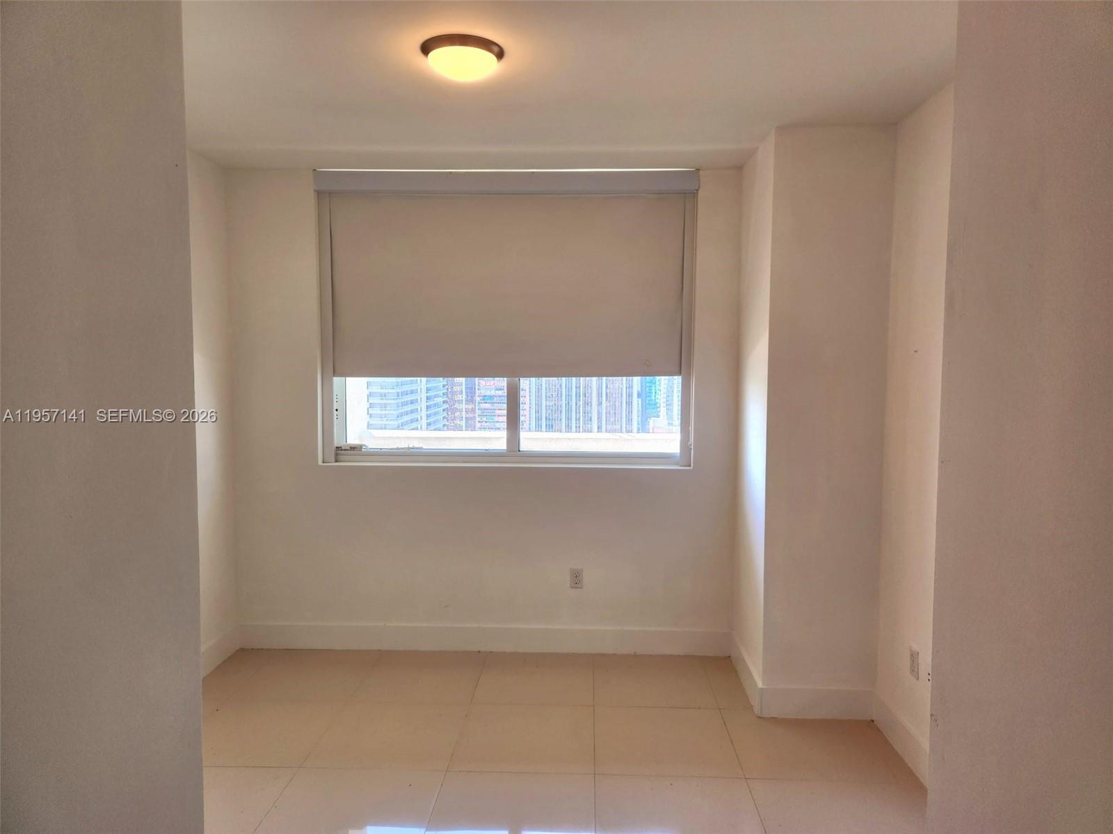 244 Biscayne Blvd # 2809