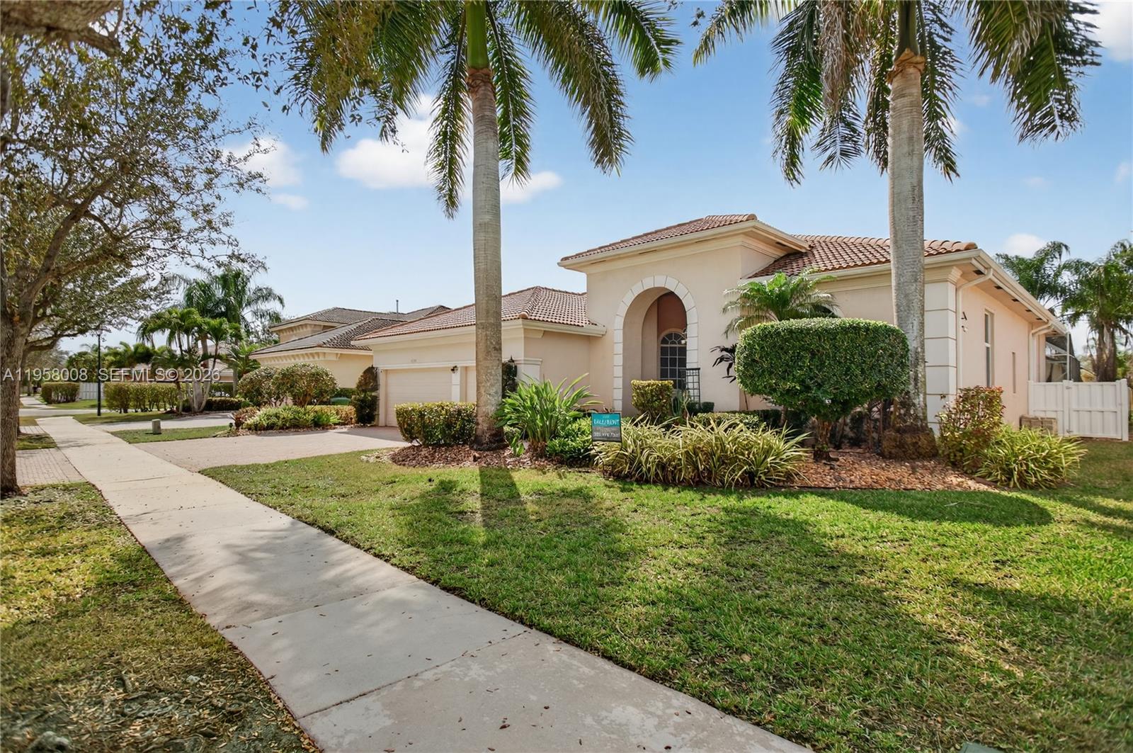 6353 SW 191st Ave
