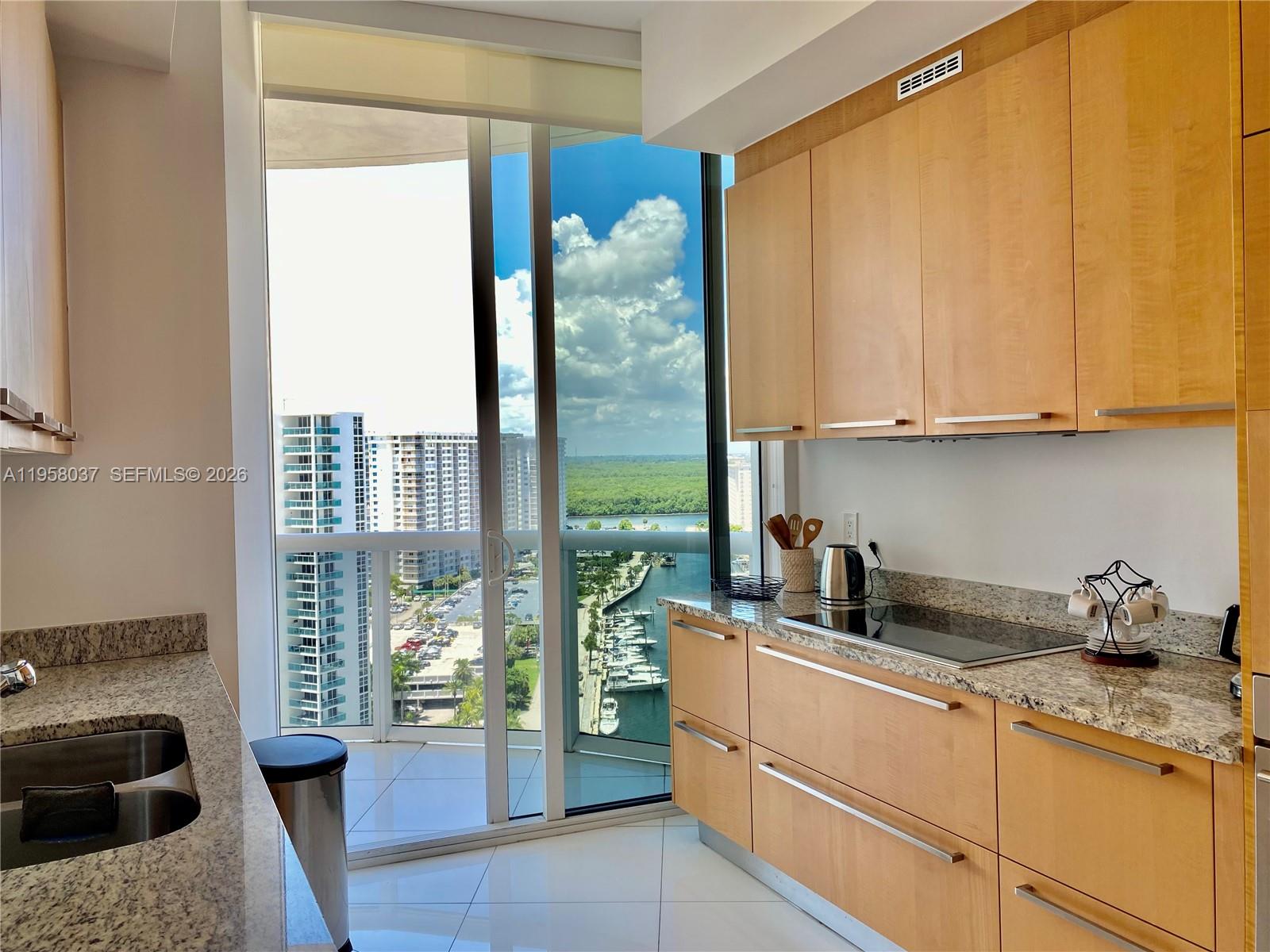 15811 Collins Ave # 1605