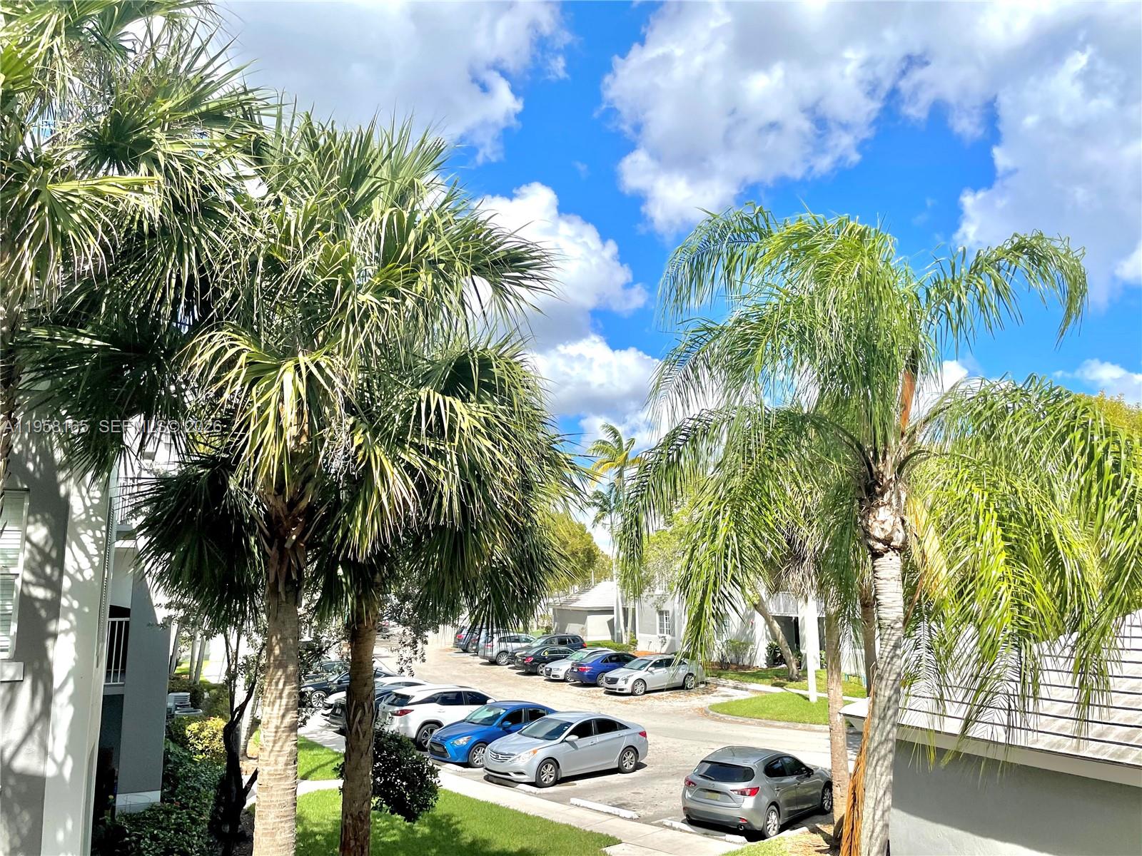 11133 SW 8th St # 208