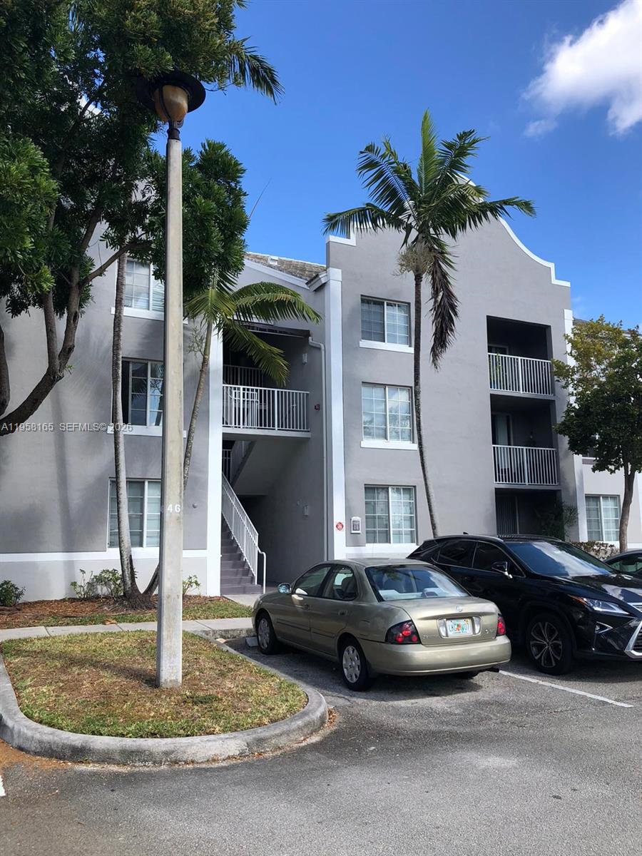 11133 SW 8th St # 208