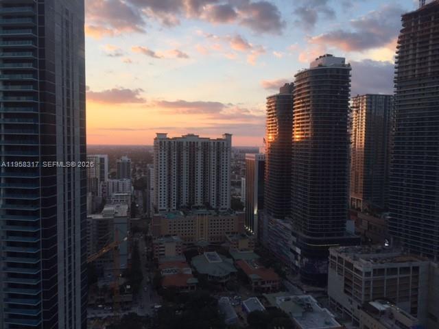 951 Brickell Ave # 3509