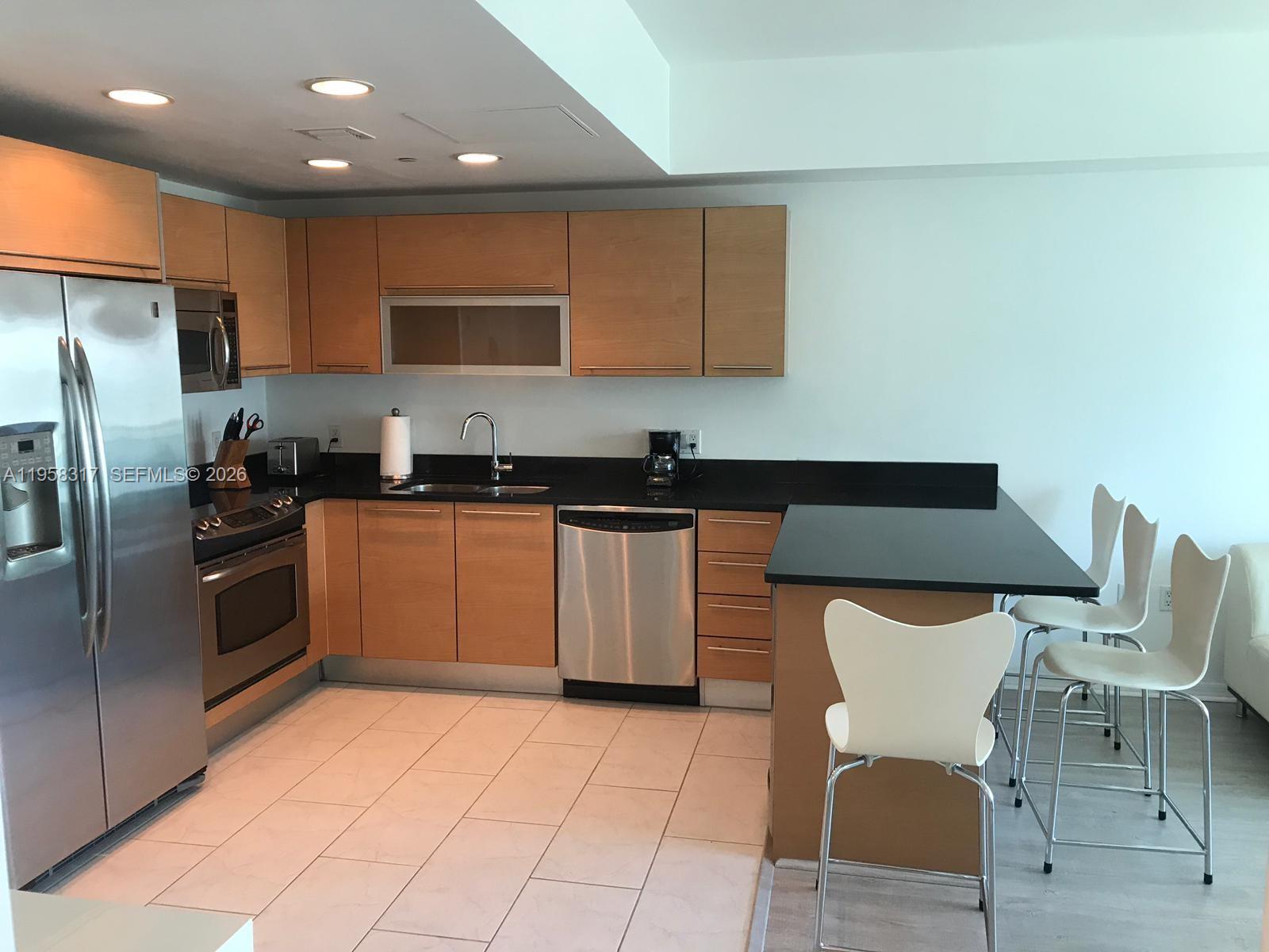 951 Brickell Ave # 3509