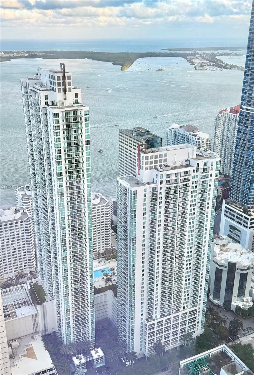 951 Brickell Ave # 3509