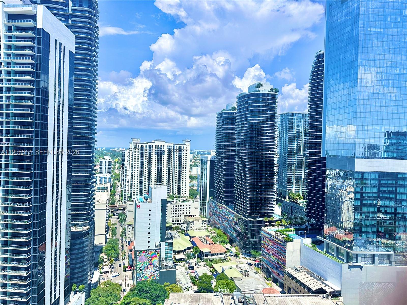 951 Brickell Ave # 3509
