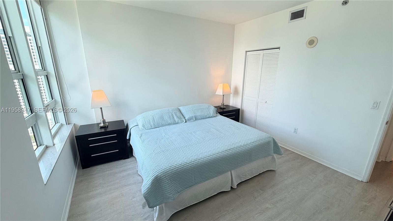 951 Brickell Ave # 3509