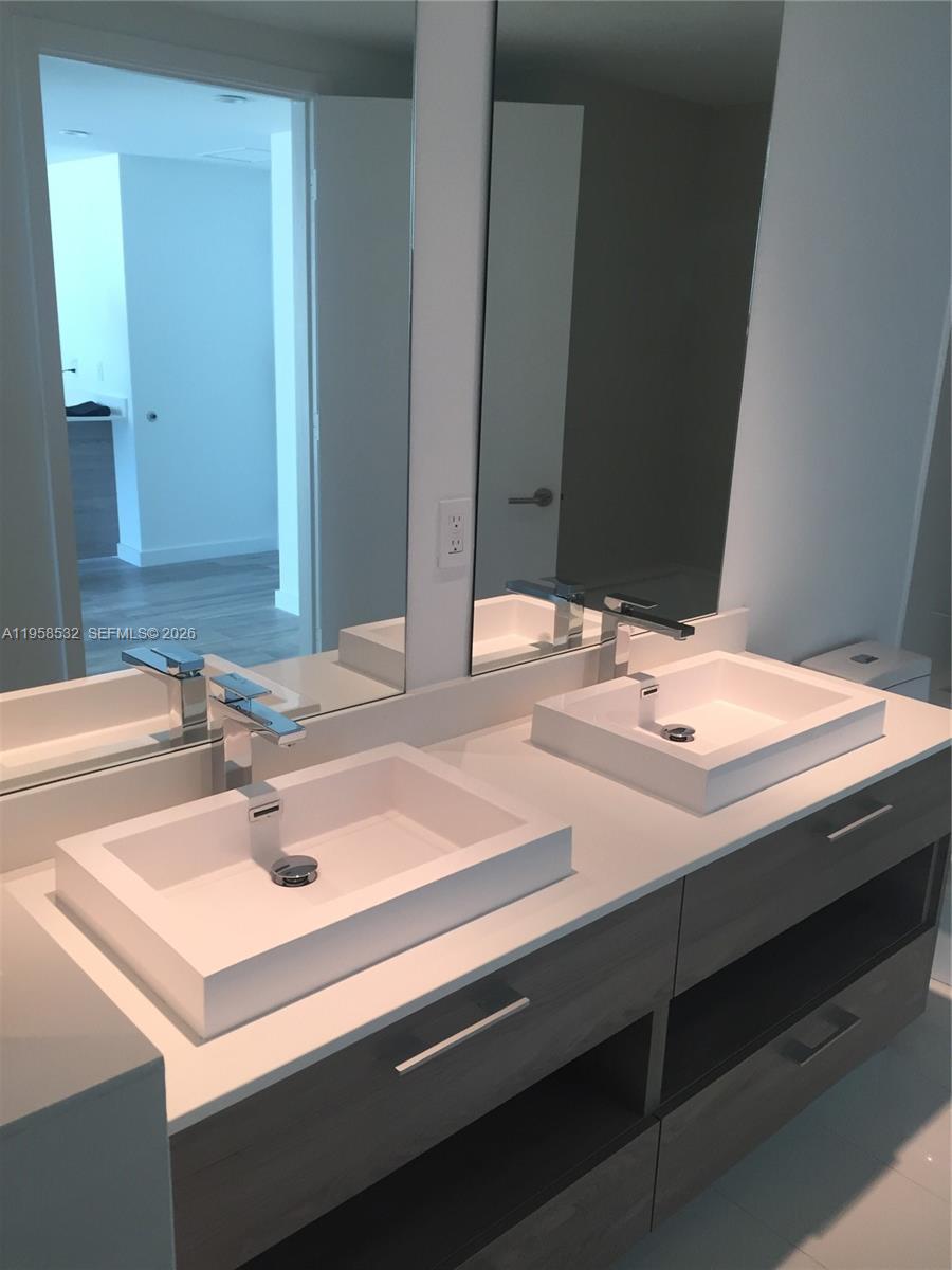 1300 S Miami Ave Unit: 2804
