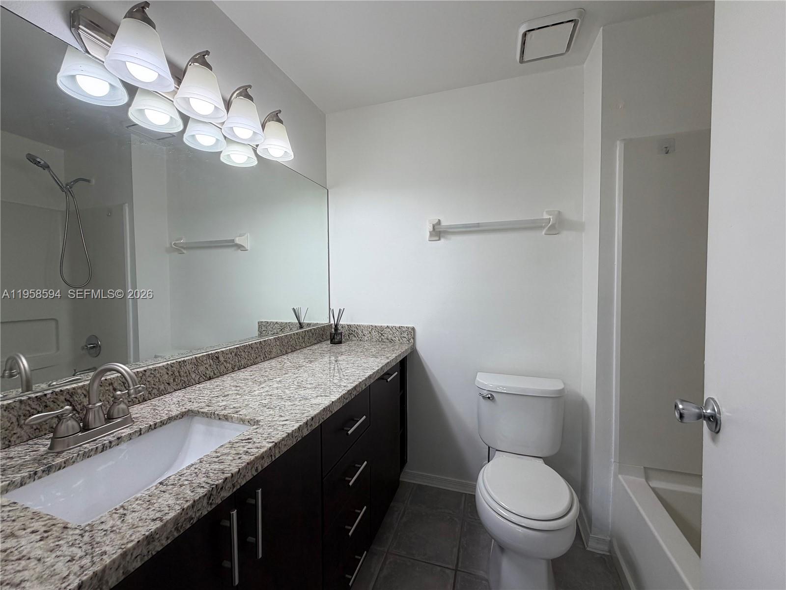 271 Duval Ct